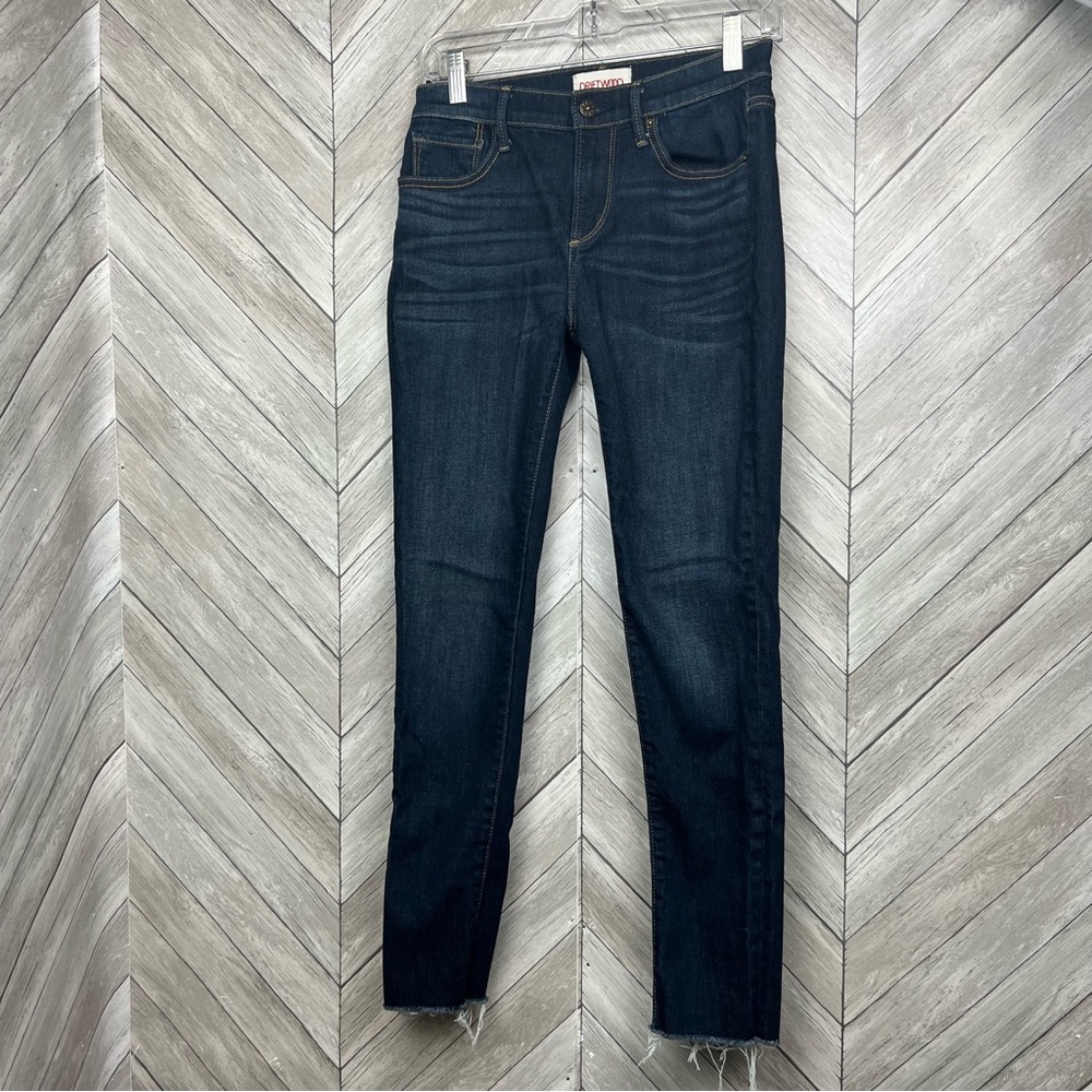 Driftwood Jackie High Rise Skinny Jeans Size 26 Dark Blue Wash Raw Hem